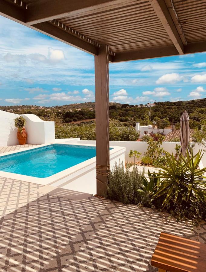 Casa Na Colina : The And The Long House *