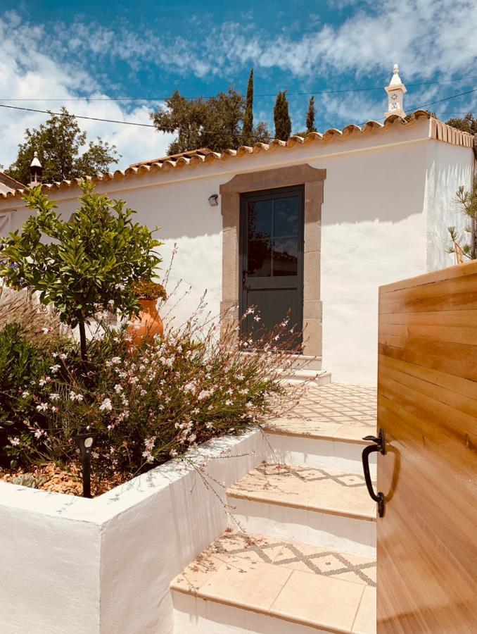Casa Na Colina : The And The Long House * Sao Bras de Alportel