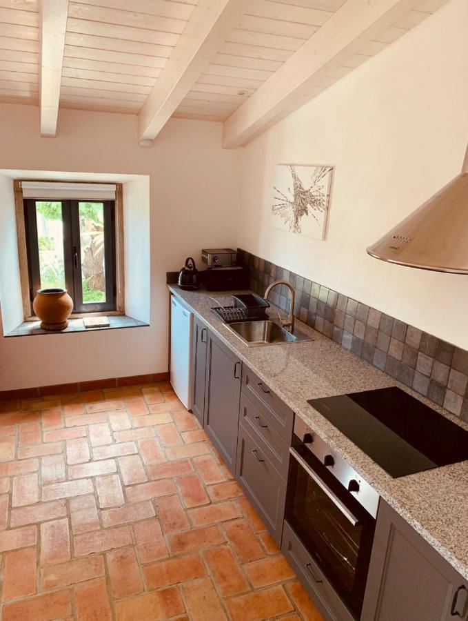 Casa Na Colina : The And The Long House